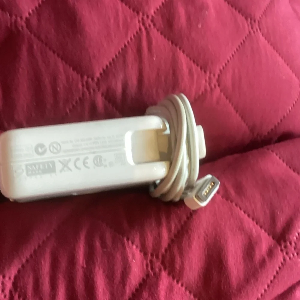 Apple White Charging Laptop Power Cord A1184